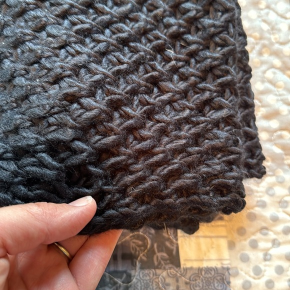 Loop scarf bundle - Picture 6 of 6